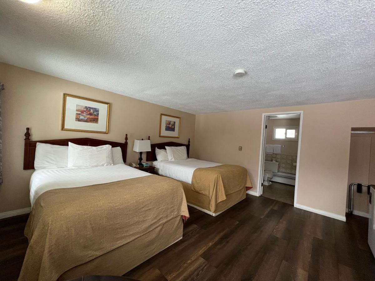 Double Room Two Double Beds