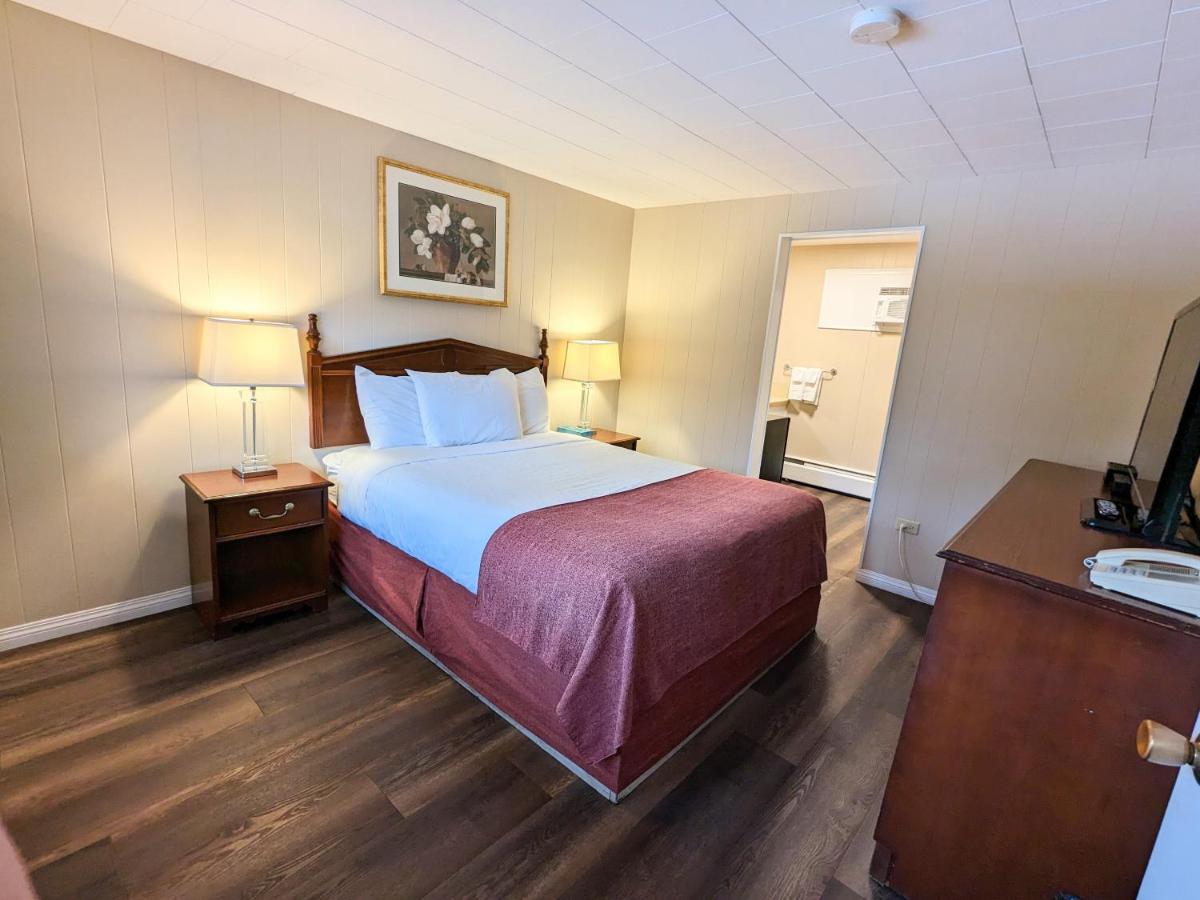 Two-Bedroom Suite