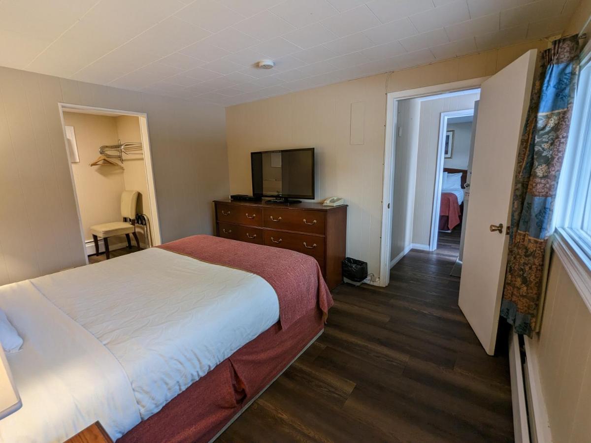Two-Bedroom Suite
