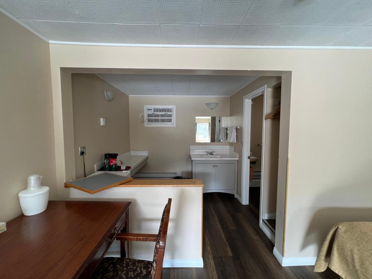 Double Room Two Double Beds