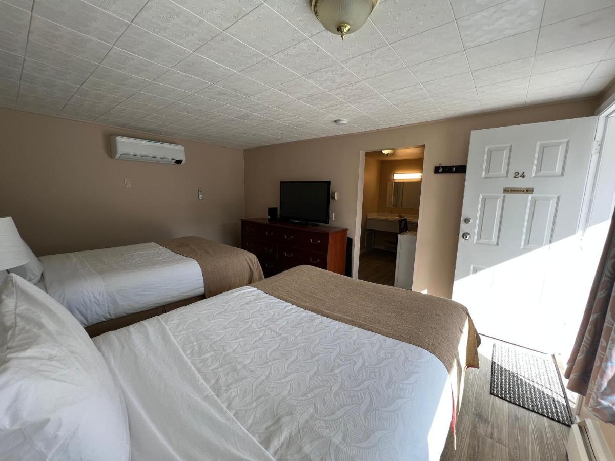 Double Room Two Double Beds