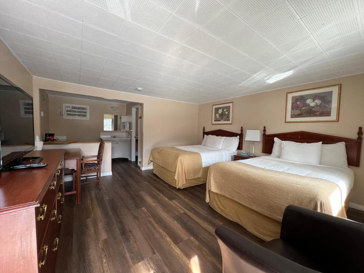 Double Room Two Double Beds